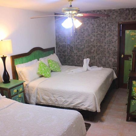 Casa Quatro Aparthotel San Miguel de Allende Bagian luar foto